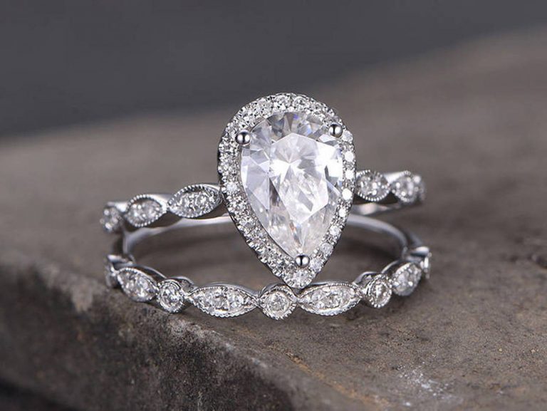 Which diamond size to choose for a best engagement ring?